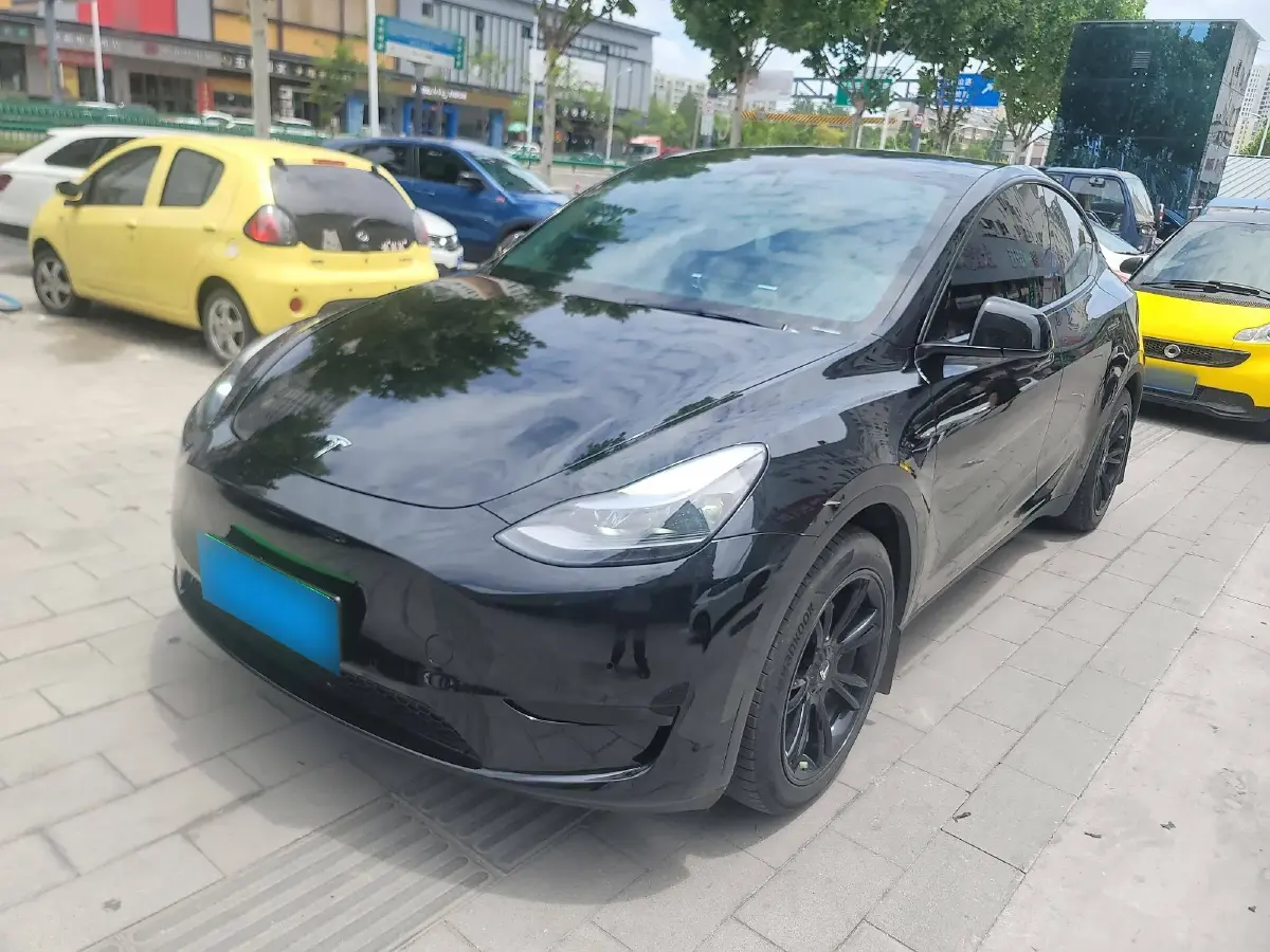 2022 Tesla Model Y BEV 60KWH