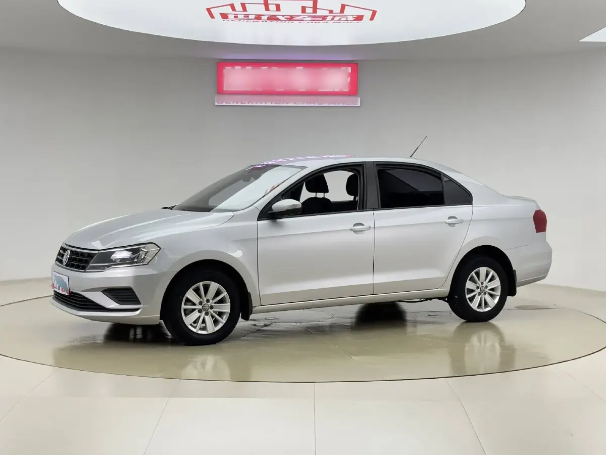 2017 Volkswagen Jetta 1.5L 110HP L4 5MT