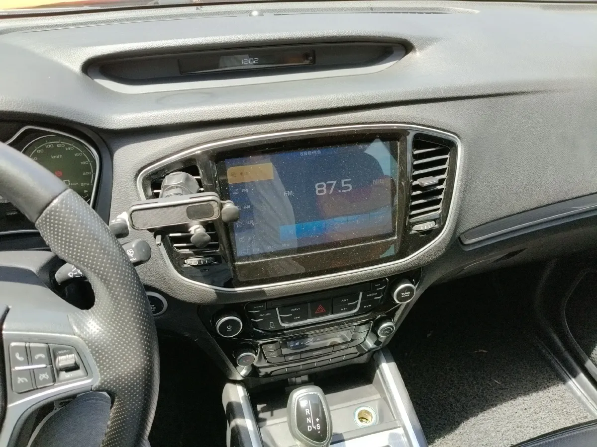 2016 Geely Vision X6 1.3T 133HP L4 CVT,autocango,china used car exporter,china ev exporter,chinese used car exporter,chinese used ev exporter