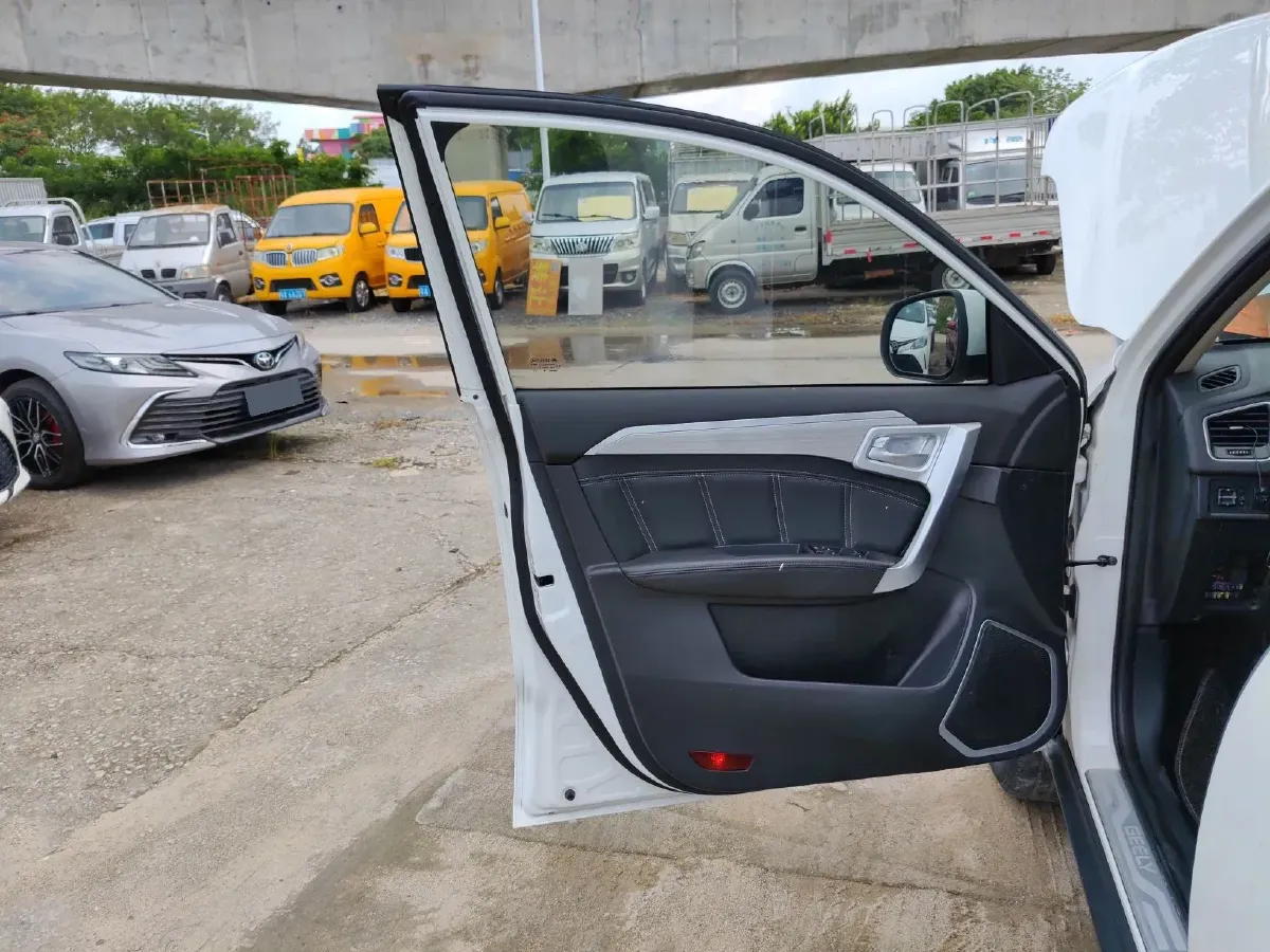 2016 Geely Vision X6 1.8L 133HP L4 5MT,autocango,china used car exporter,china ev exporter,chinese used car exporter,chinese used ev exporter