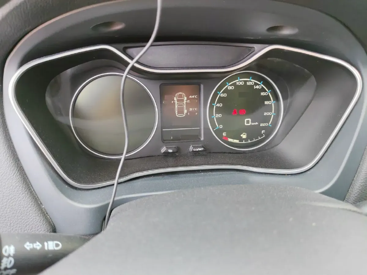 2016 Geely Vision X6 1.8L 133HP L4 5MT,autocango,china used car exporter,china ev exporter,chinese used car exporter,chinese used ev exporter