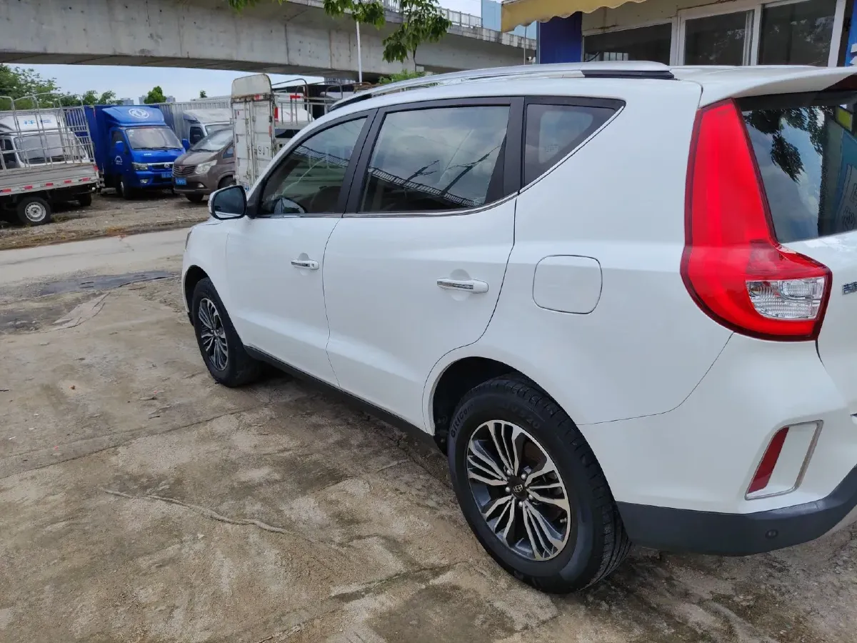 2016 Geely Vision X6 1.8L 133HP L4 5MT,autocango,china used car exporter,china ev exporter,chinese used car exporter,chinese used ev exporter