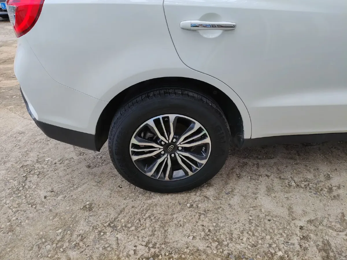 2016 Geely Vision X6 1.8L 133HP L4 5MT,autocango,china used car exporter,china ev exporter,chinese used car exporter,chinese used ev exporter