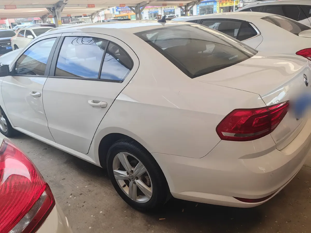2017 Volkswagen Lavida 1.6L 110HP L4 6AT,autocango,china used car exporter,china ev exporter,chinese used car exporter,chinese used ev exporter