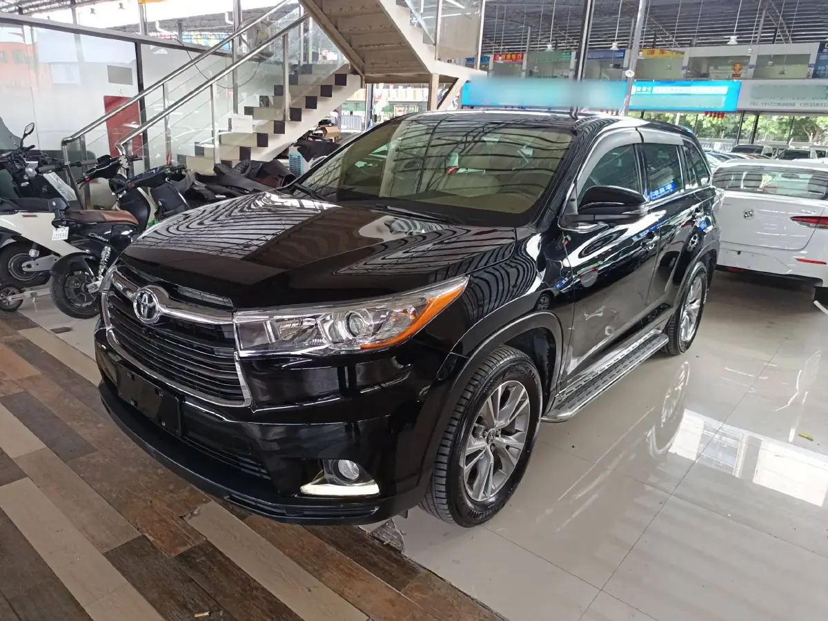 2017 Toyota Highlander 2.0T 220HP L4 6AT
