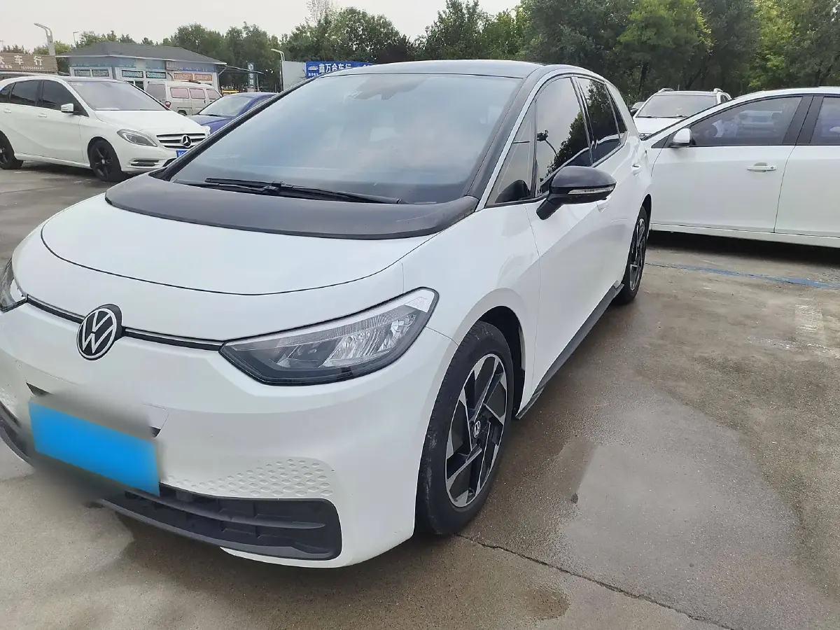 2024 Volkswagen ID.3 BEV 52.8KWH