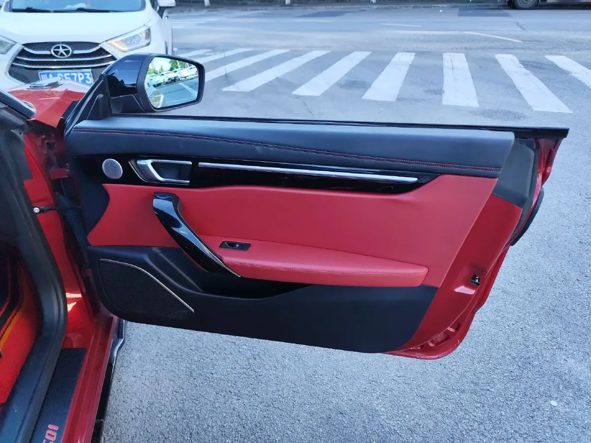 2019 Leapmotor S01 BEV 35.6KWH,autocango,china used car exporter,china ev exporter,chinese used car exporter,chinese used ev exporter