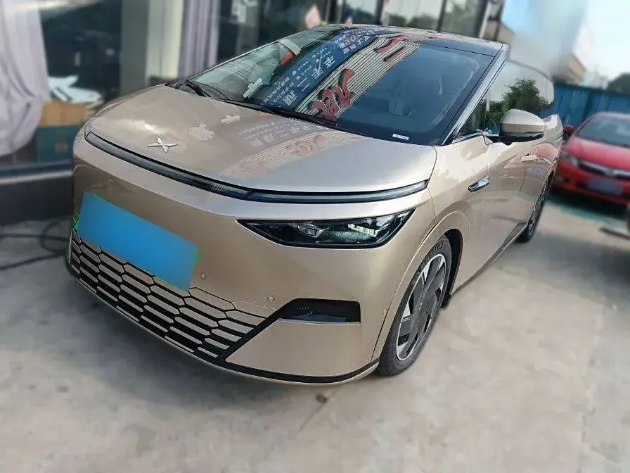2024 Xpeng X9 BEV 101.5KWH