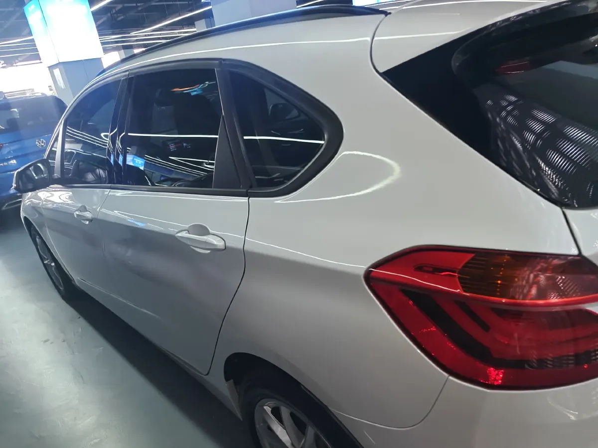 2018 BMW 2 Series Wagon 1.5T 136HP L3 6AT,autocango,china used car exporter,china ev exporter,chinese used car exporter,chinese used ev exporter
