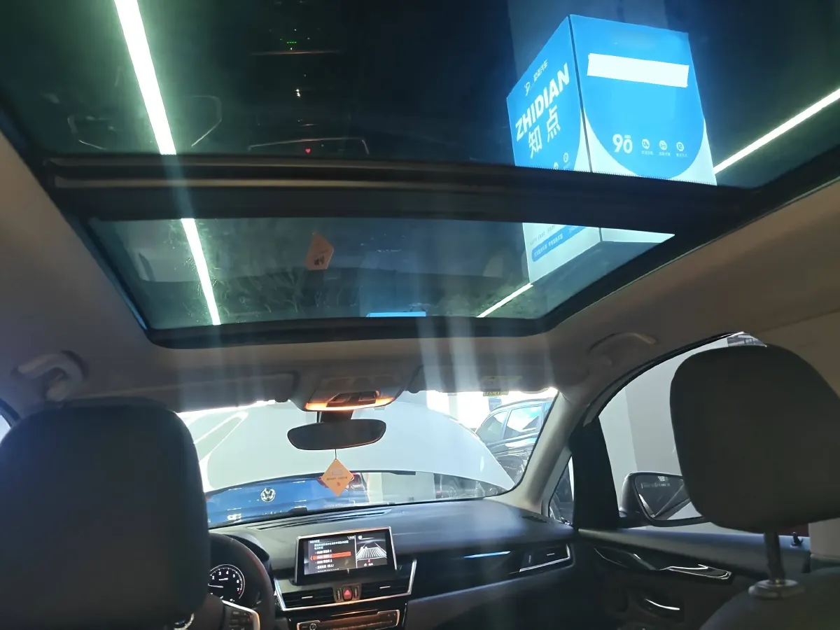 2018 BMW 2 Series Wagon 1.5T 136HP L3 6AT,autocango,china used car exporter,china ev exporter,chinese used car exporter,chinese used ev exporter