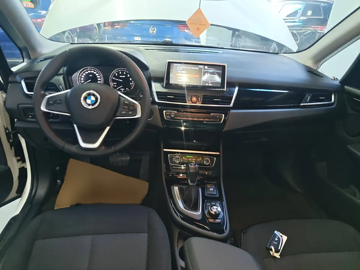 2018 BMW 2 Series Wagon 1.5T 136HP L3 6AT,autocango,china used car exporter,china ev exporter,chinese used car exporter,chinese used ev exporter