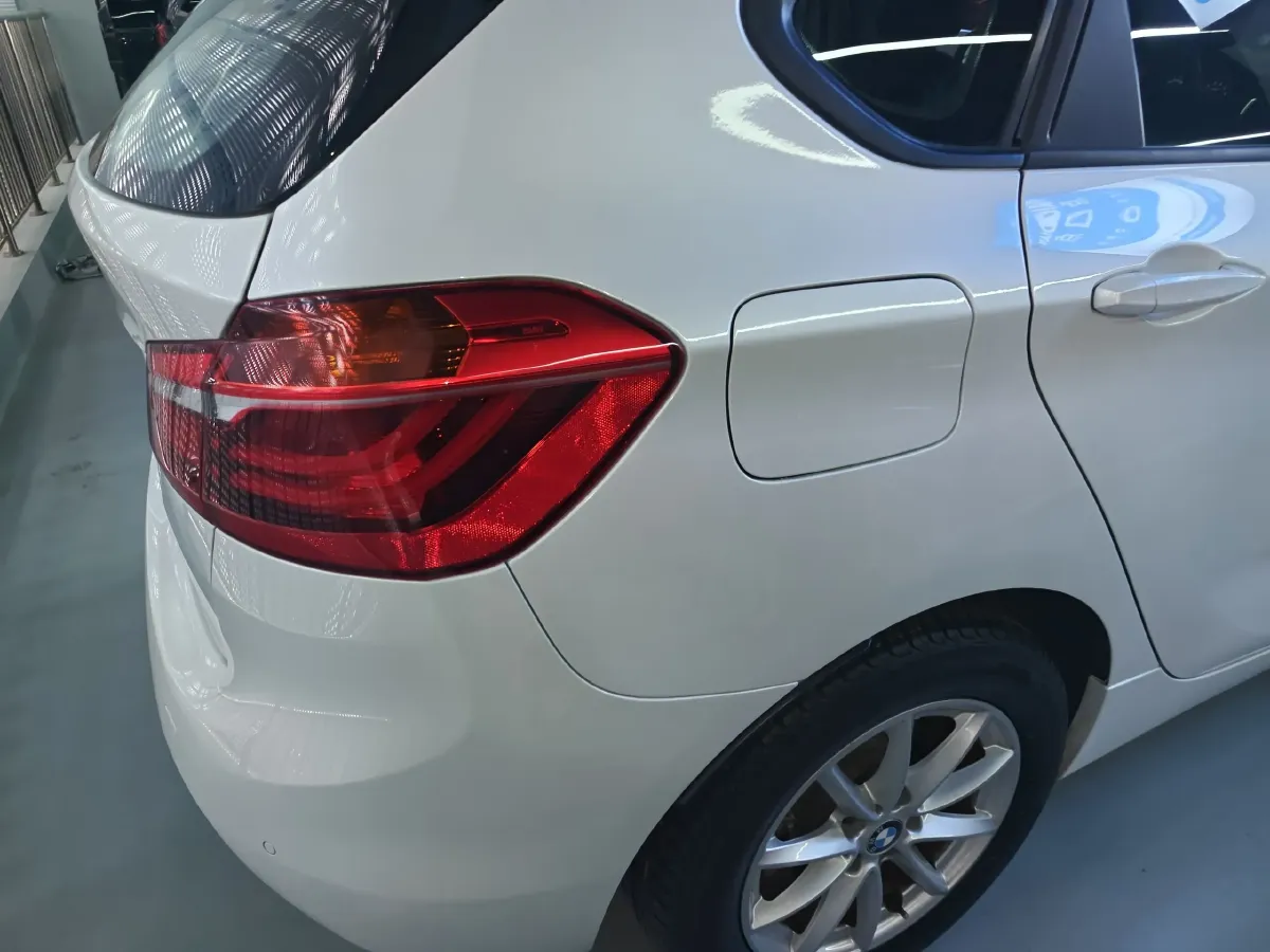 2018 BMW 2 Series Wagon 1.5T 136HP L3 6AT,autocango,china used car exporter,china ev exporter,chinese used car exporter,chinese used ev exporter