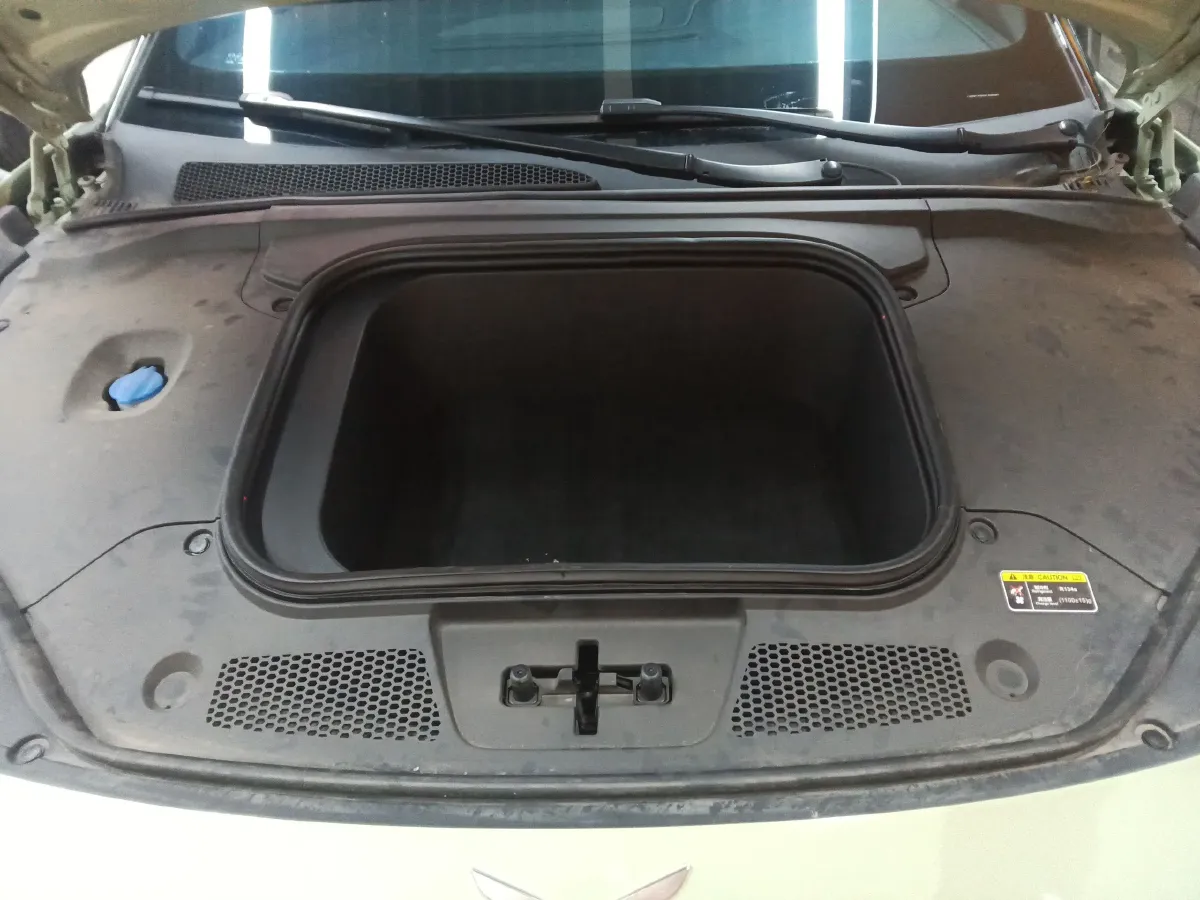 2024 HongQi EH7 BEV 85KWH,autocango,china used car exporter,china ev exporter,chinese used car exporter,chinese used ev exporter