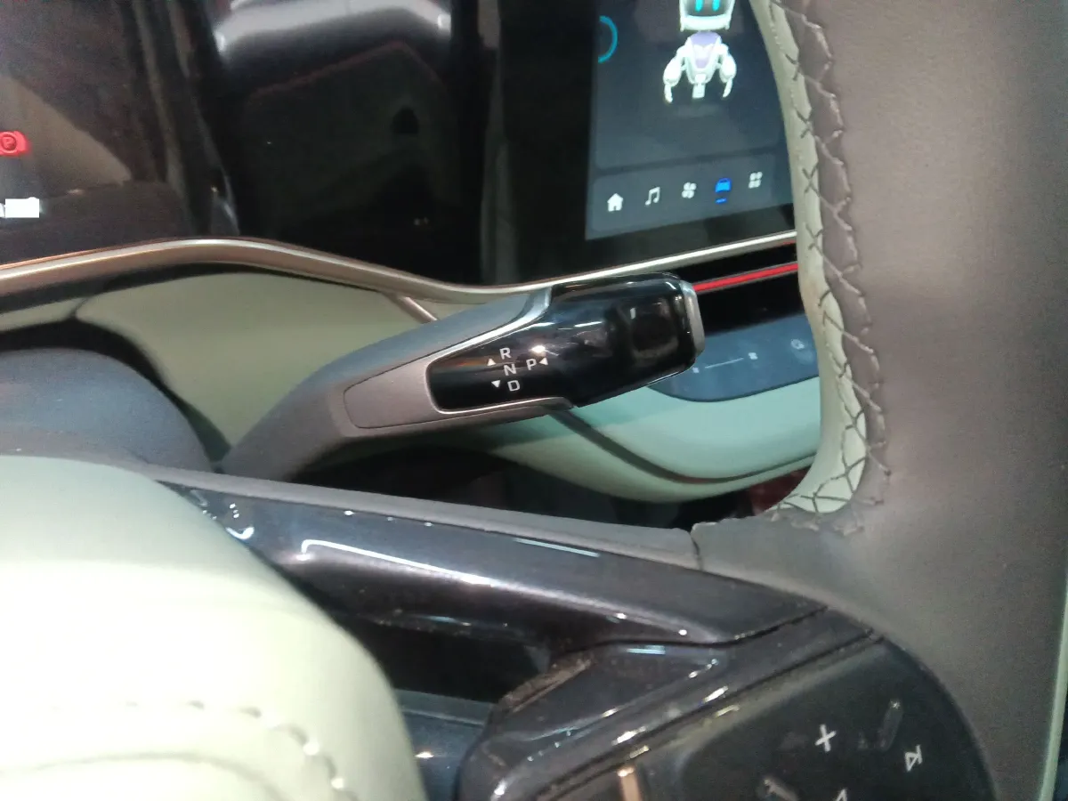 2024 HongQi EH7 BEV 85KWH,autocango,china used car exporter,china ev exporter,chinese used car exporter,chinese used ev exporter