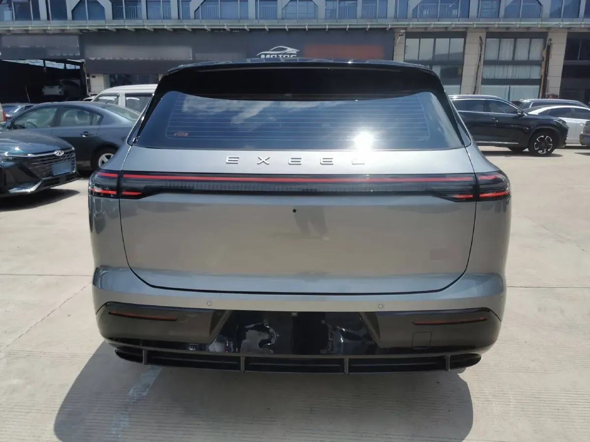 2024 Exceed Sterra ET REEV 156HP REEV 32KWH,autocango,china used car exporter,china ev exporter,chinese used car exporter,chinese used ev exporter