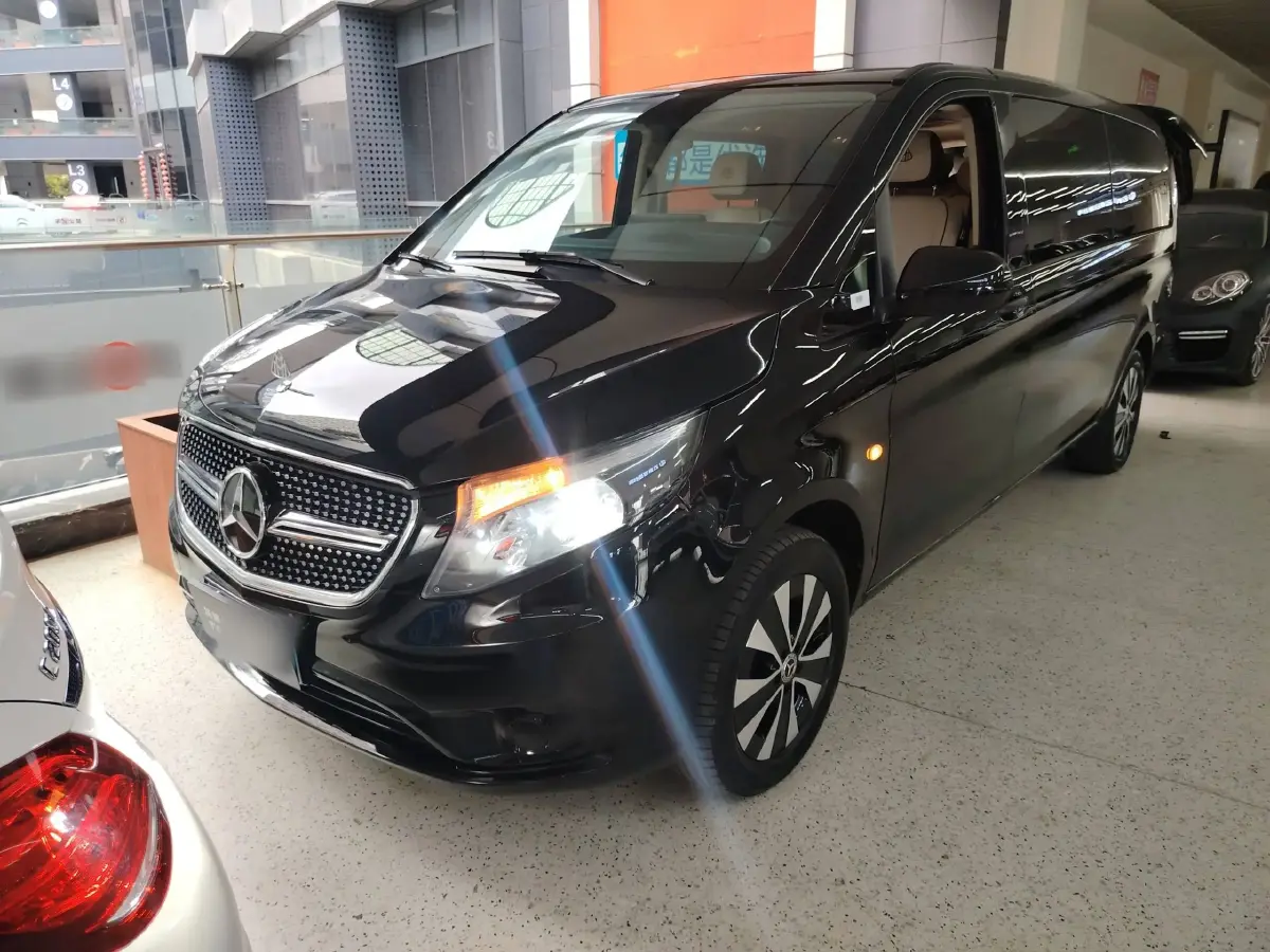 2023 Mercedes-Benz Vito 2.0T 211HP L4 9AT