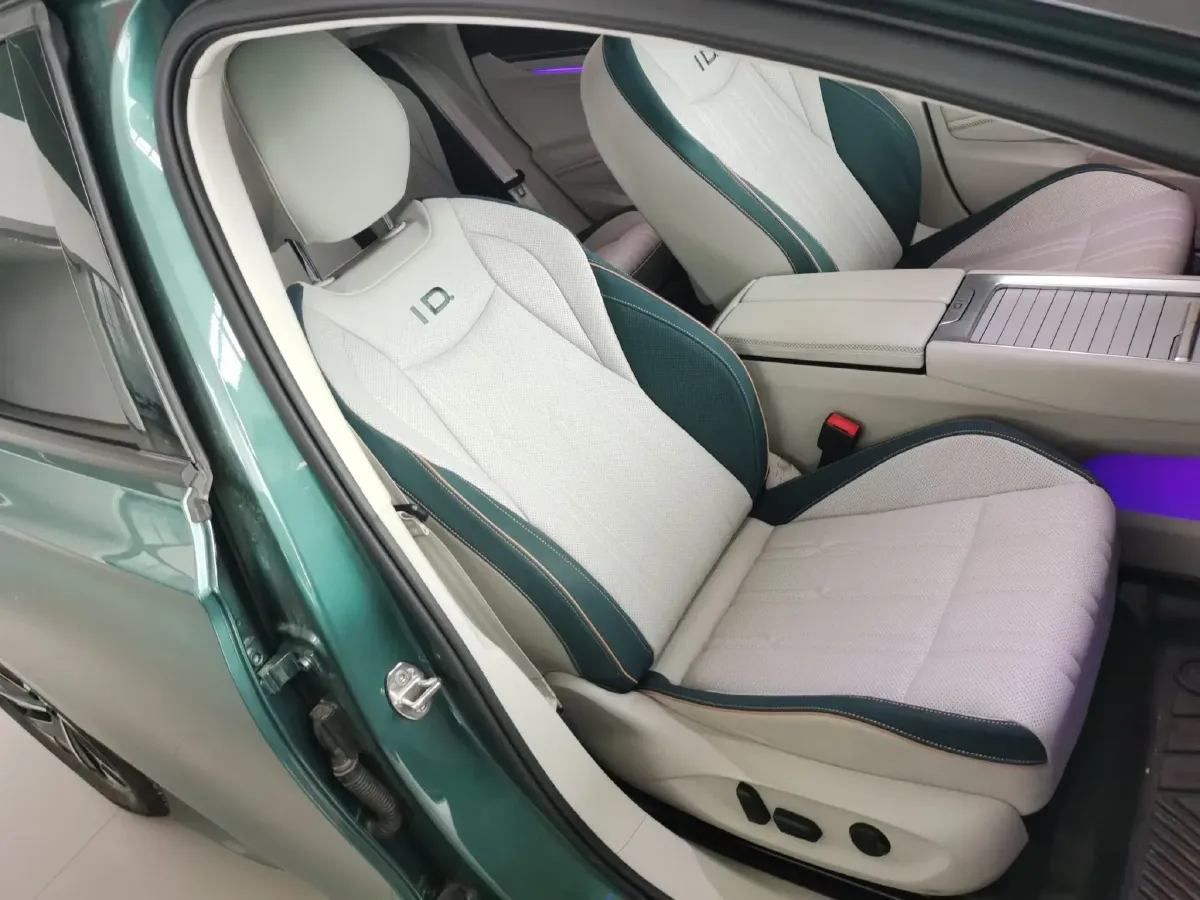 2024 Volkswagen ID.7 Vizzion BEV 84.8KWH,autocango,china used car exporter,china ev exporter,chinese used car exporter,chinese used ev exporter