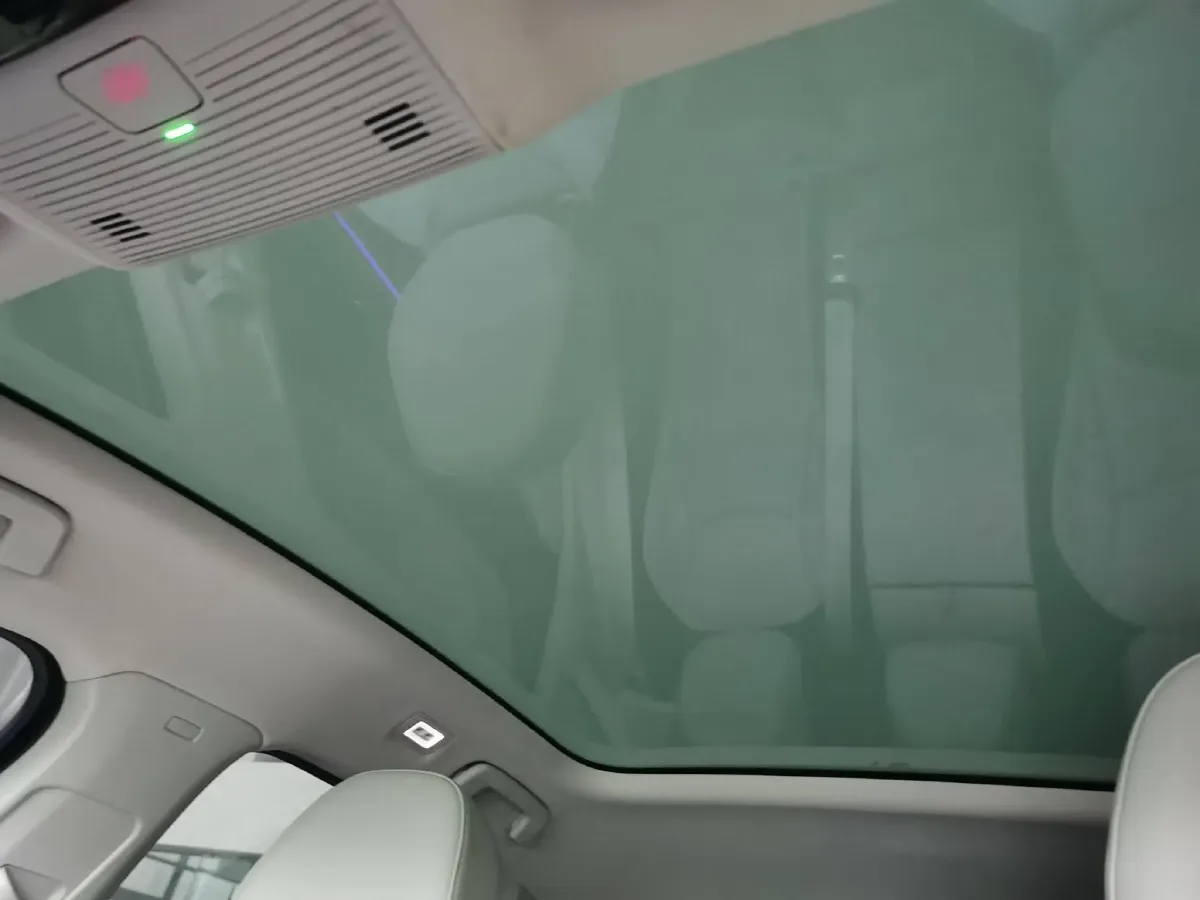 2024 Volkswagen ID.7 Vizzion BEV 84.8KWH,autocango,china used car exporter,china ev exporter,chinese used car exporter,chinese used ev exporter