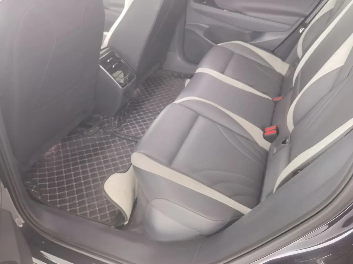 2024 Volkswagen ID.7 Vizzion BEV 84.8KWH,autocango,china used car exporter,china ev exporter,chinese used car exporter,chinese used ev exporter