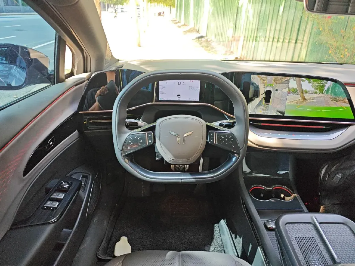 2024 HongQi EH7 BEV 111KWH,autocango,china used car exporter,china ev exporter,chinese used car exporter,chinese used ev exporter