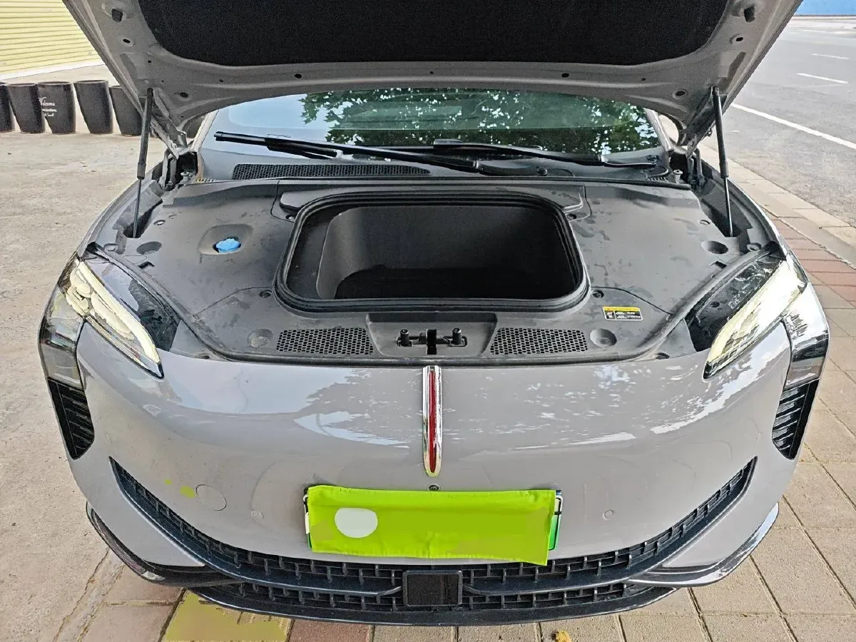 2024 HongQi EH7 BEV 111KWH,autocango,china used car exporter,china ev exporter,chinese used car exporter,chinese used ev exporter