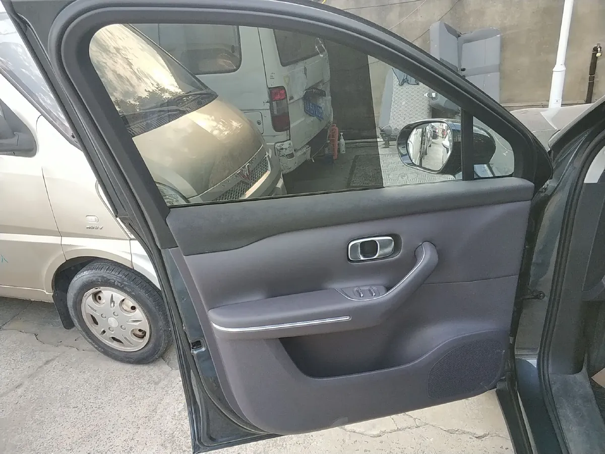 2024 Leapmotor C16 BEV 67.7KWH,autocango,china used car exporter,china ev exporter,chinese used car exporter,chinese used ev exporter