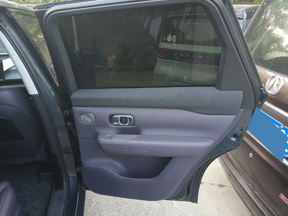 2024 Leapmotor C16 BEV 67.7KWH,autocango,china used car exporter,china ev exporter,chinese used car exporter,chinese used ev exporter