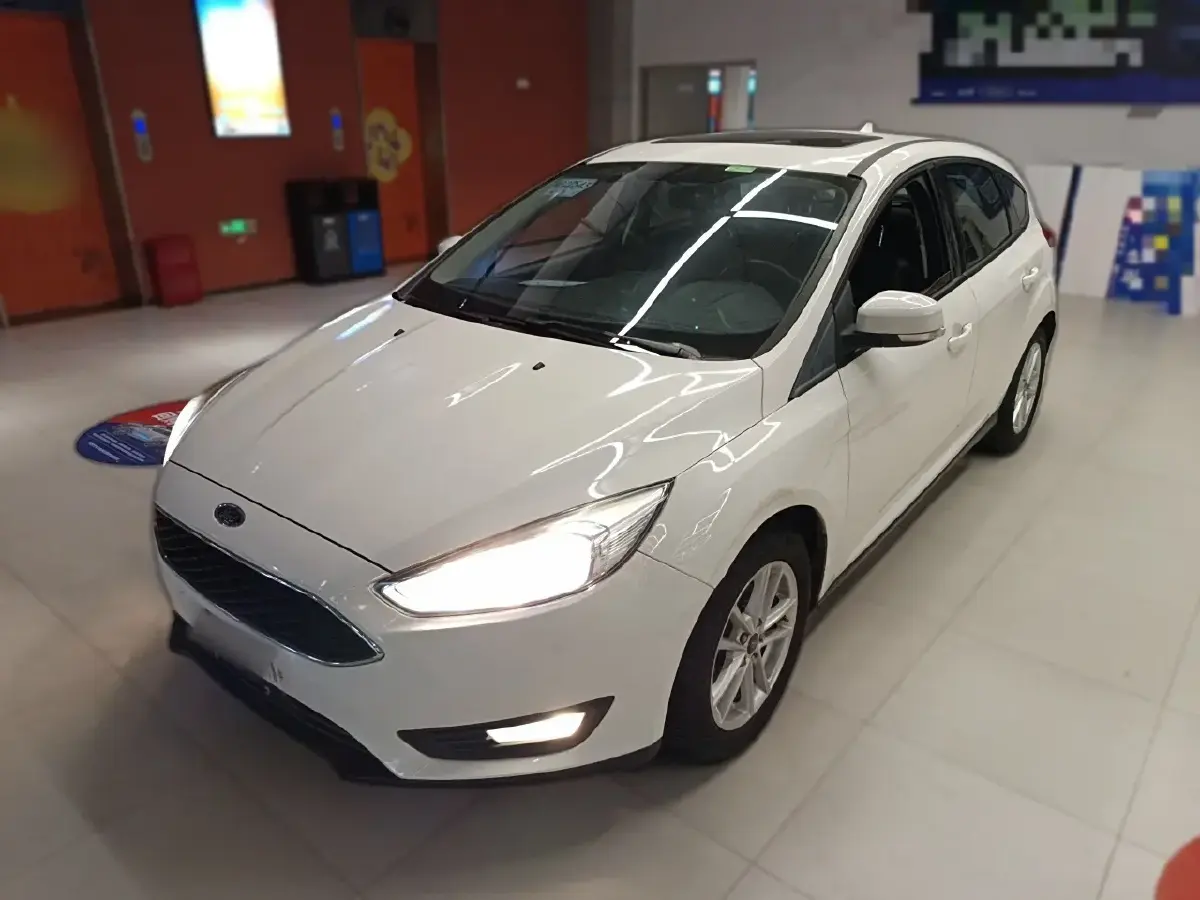 2018 Ford Focus 1.6L 125HP L4 6DCT