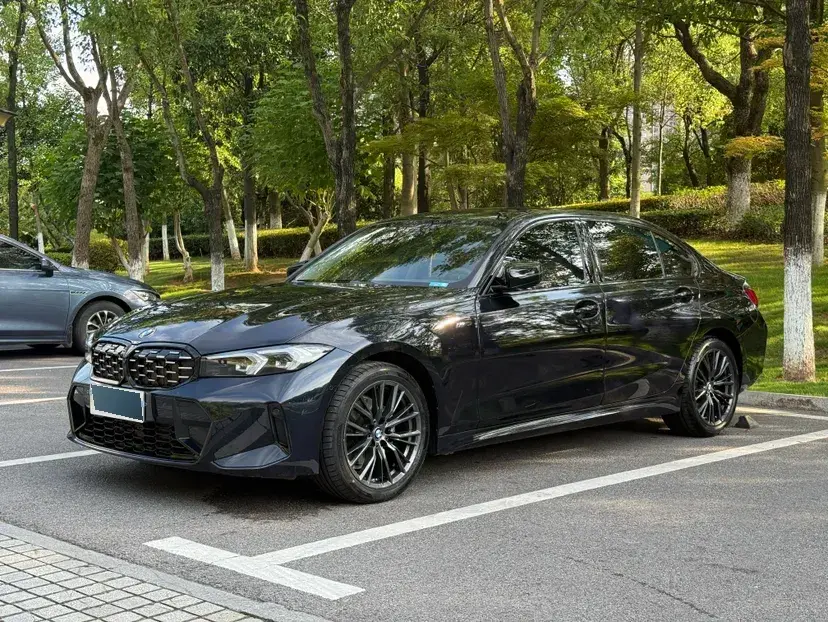 2024 BMW 3 Series 2.0T 184HP L4 8AT