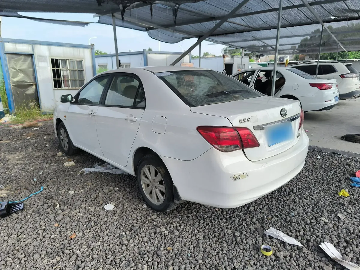 2013 BYD L3 1.5L 109HP L4 6DCT,autocango,china used car exporter,china ev exporter,chinese used car exporter,chinese used ev exporter