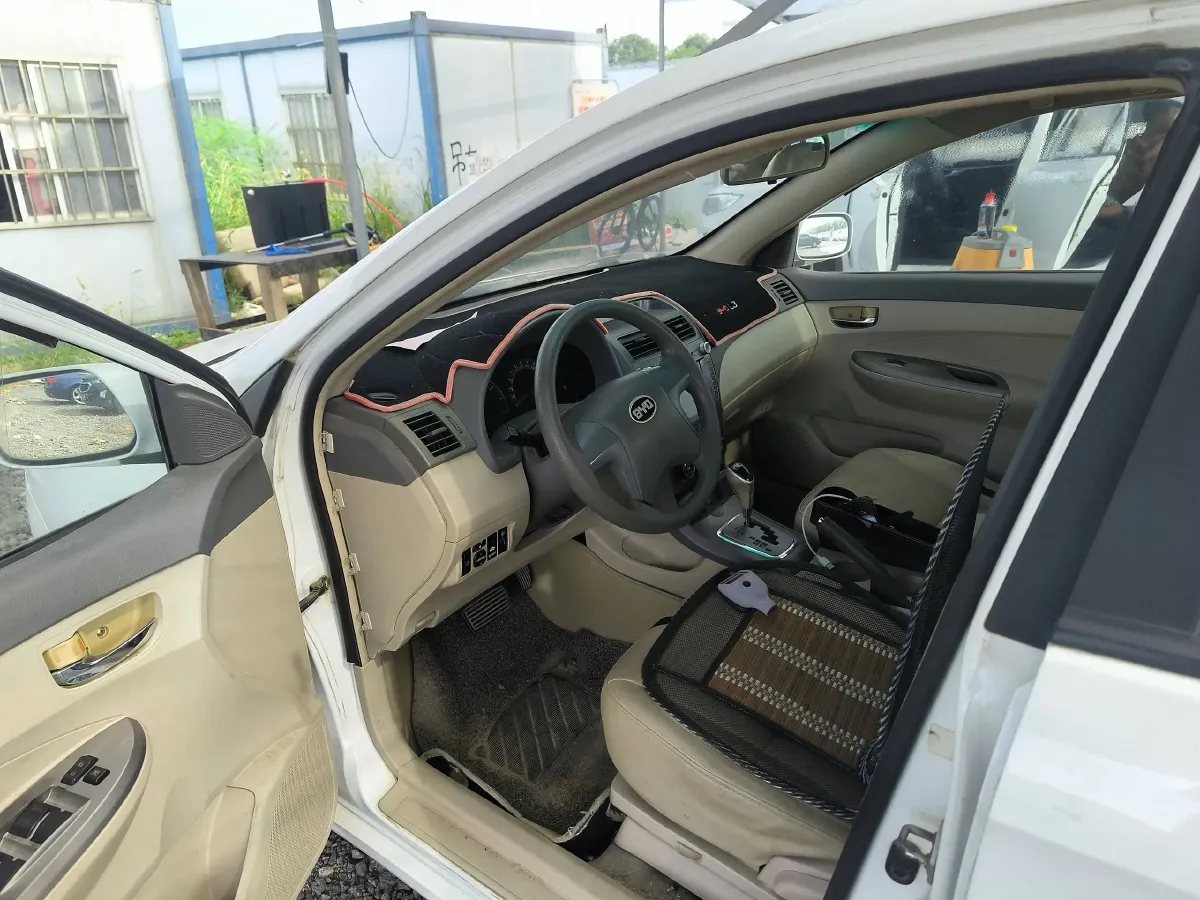 2013 BYD L3 1.5L 109HP L4 6DCT,autocango,china used car exporter,china ev exporter,chinese used car exporter,chinese used ev exporter