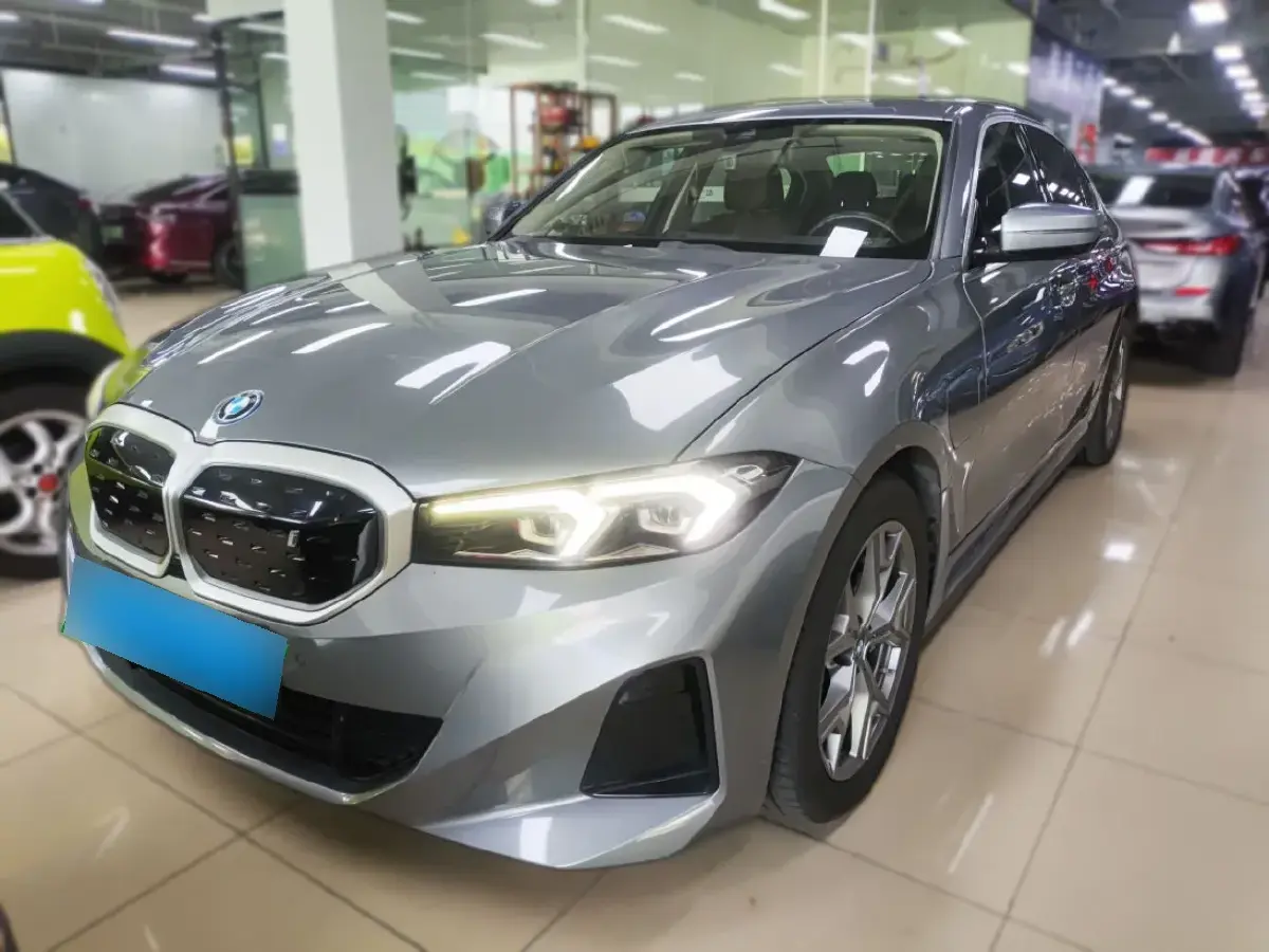 2022 BMW i3 BEV 70KWH