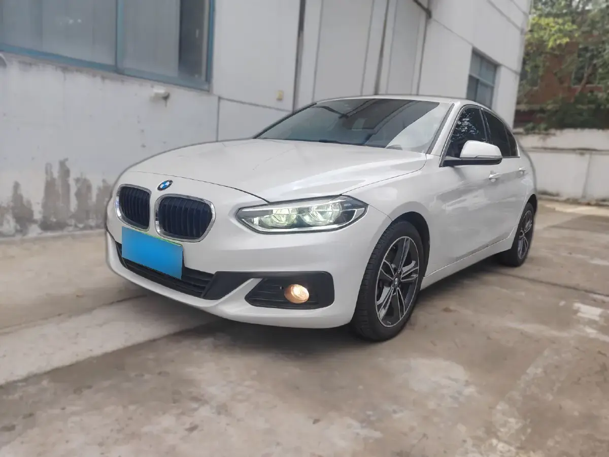 2019 BMW 1 Series 1.5T 136HP L3 6AT