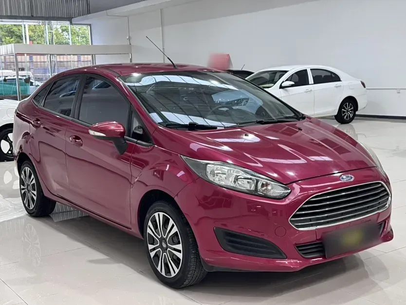 2013 Ford Fiesta 1.5L 110HP L4 5MT,autocango,china used car exporter,china ev exporter,chinese used car exporter,chinese used ev exporter