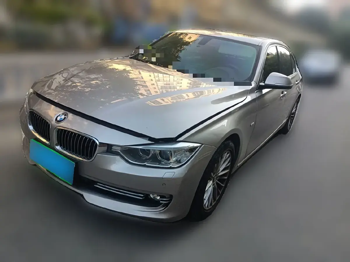 2015 BMW 3 Series 2.0T 184HP L4 8AT