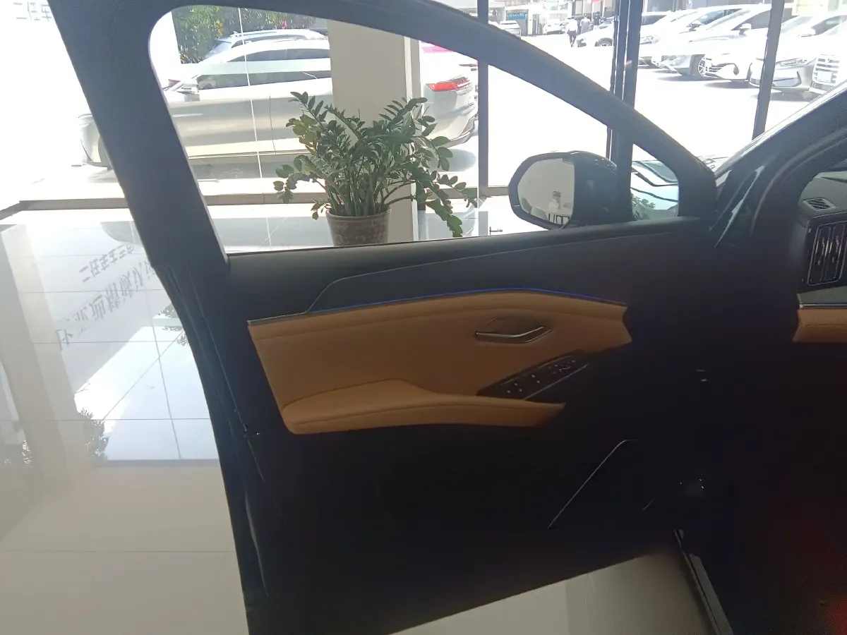 2024 BYD SongL DM-i 1.5L 101HP L4 E-CVT PHEV 18.3KWH,autocango,china used car exporter,china ev exporter,chinese used car exporter,chinese used ev exporter