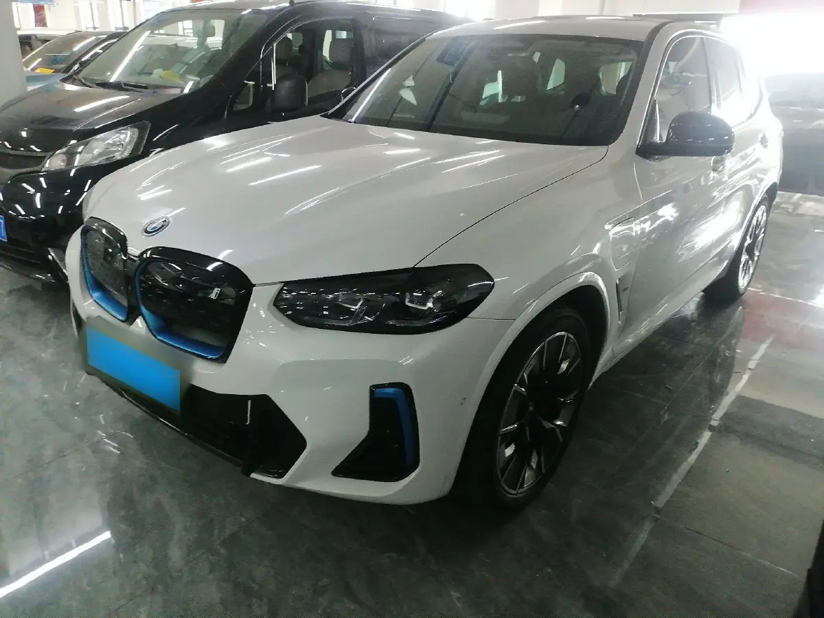 2022 BMW iX3 BEV 80KWH