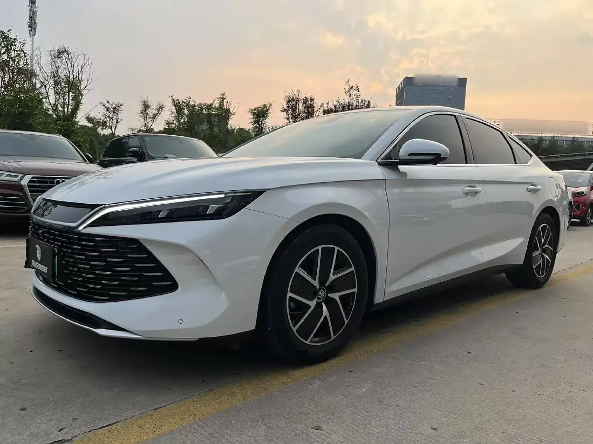 2024 BYD QinL 1.5L 101HP L4 E-CVT PHEV 10.08KWH