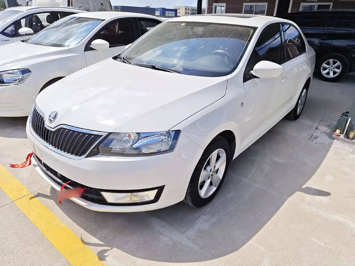 2016 Skoda Rapid 1.6L 110HP L4 6AT