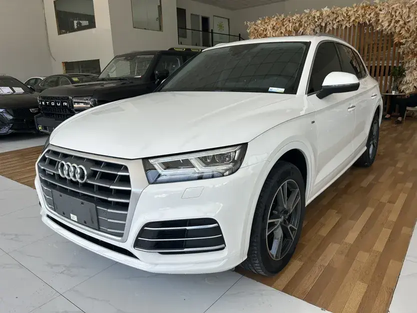 2018 Audi Q5L 2.0T 190HP L4 7DCT