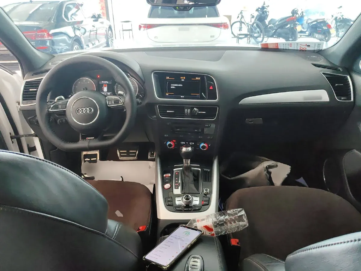 2014 Audi SQ5 3.0T 354HP V6 8AT,autocango,china used car exporter,china ev exporter,chinese used car exporter,chinese used ev exporter