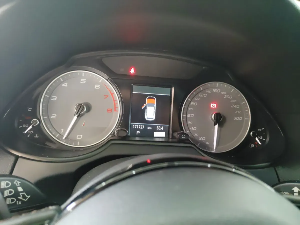 2014 Audi SQ5 3.0T 354HP V6 8AT,autocango,china used car exporter,china ev exporter,chinese used car exporter,chinese used ev exporter