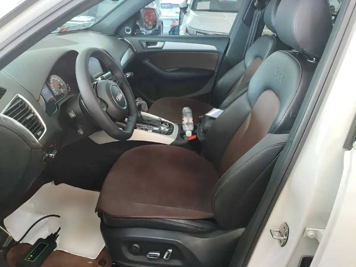 2014 Audi SQ5 3.0T 354HP V6 8AT,autocango,china used car exporter,china ev exporter,chinese used car exporter,chinese used ev exporter