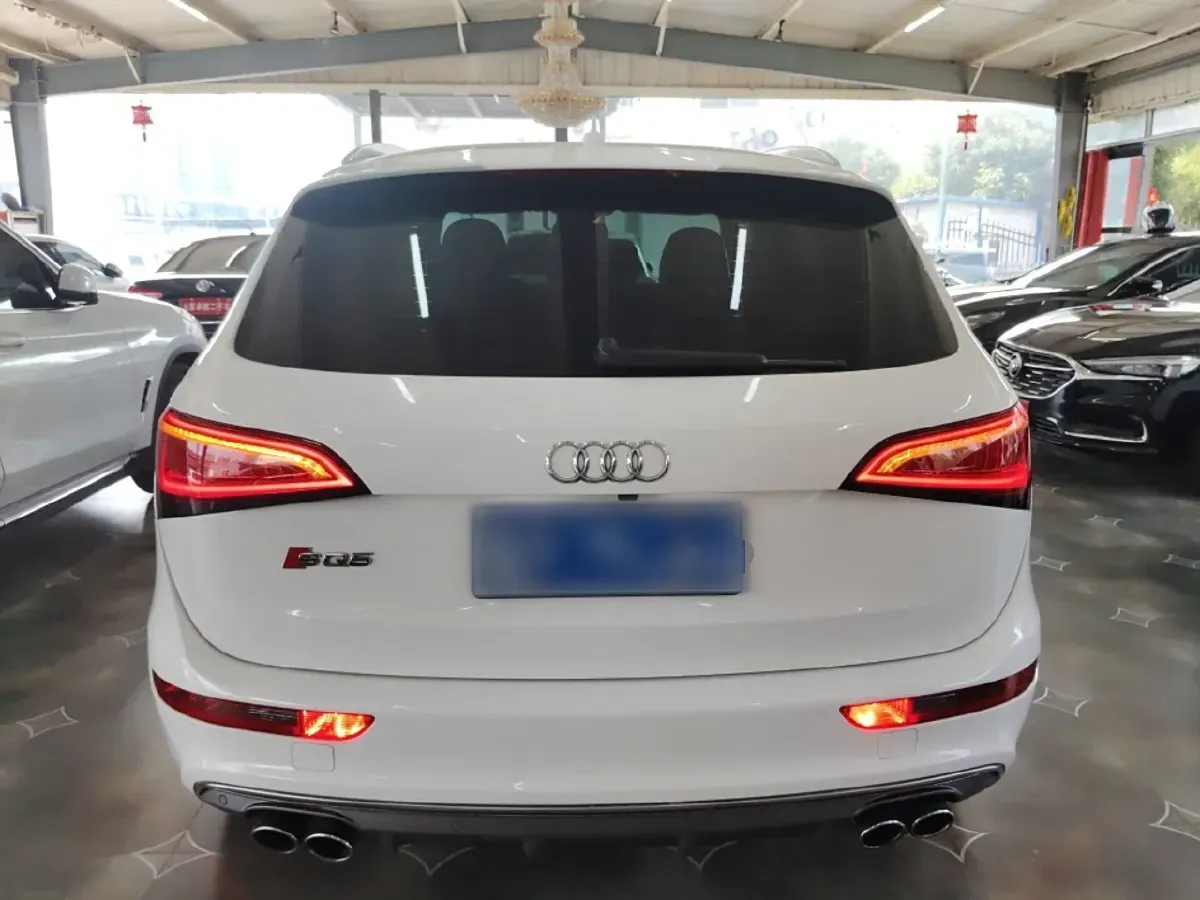 2014 Audi SQ5 3.0T 354HP V6 8AT,autocango,china used car exporter,china ev exporter,chinese used car exporter,chinese used ev exporter