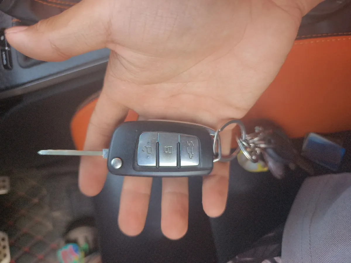 2017 Geely Vision X1 1.3L 88HP L4 4AT,autocango,china used car exporter,china ev exporter,chinese used car exporter,chinese used ev exporter