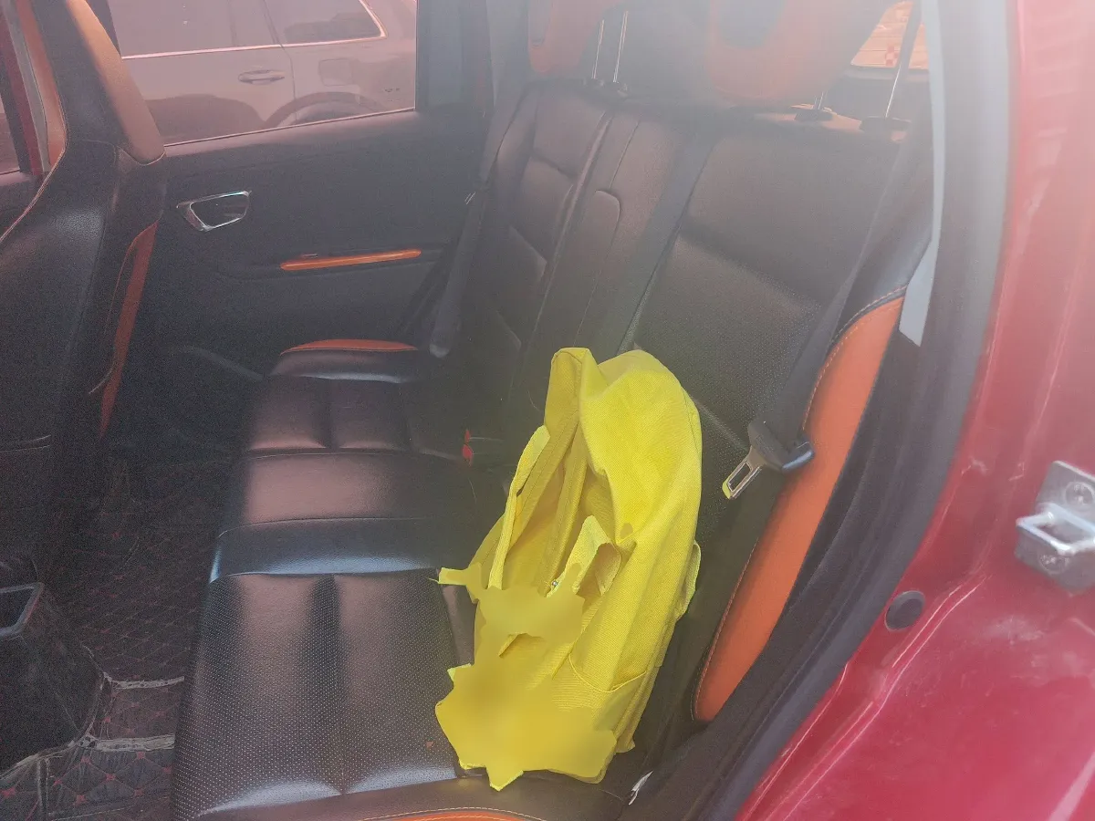 2017 Geely Vision X1 1.3L 88HP L4 4AT,autocango,china used car exporter,china ev exporter,chinese used car exporter,chinese used ev exporter