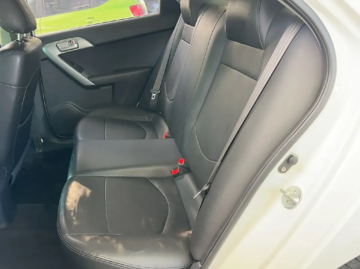 2014 Kia Forte 1.6L 123HP L4 5MT,autocango,china used car exporter,china ev exporter,chinese used car exporter,chinese used ev exporter