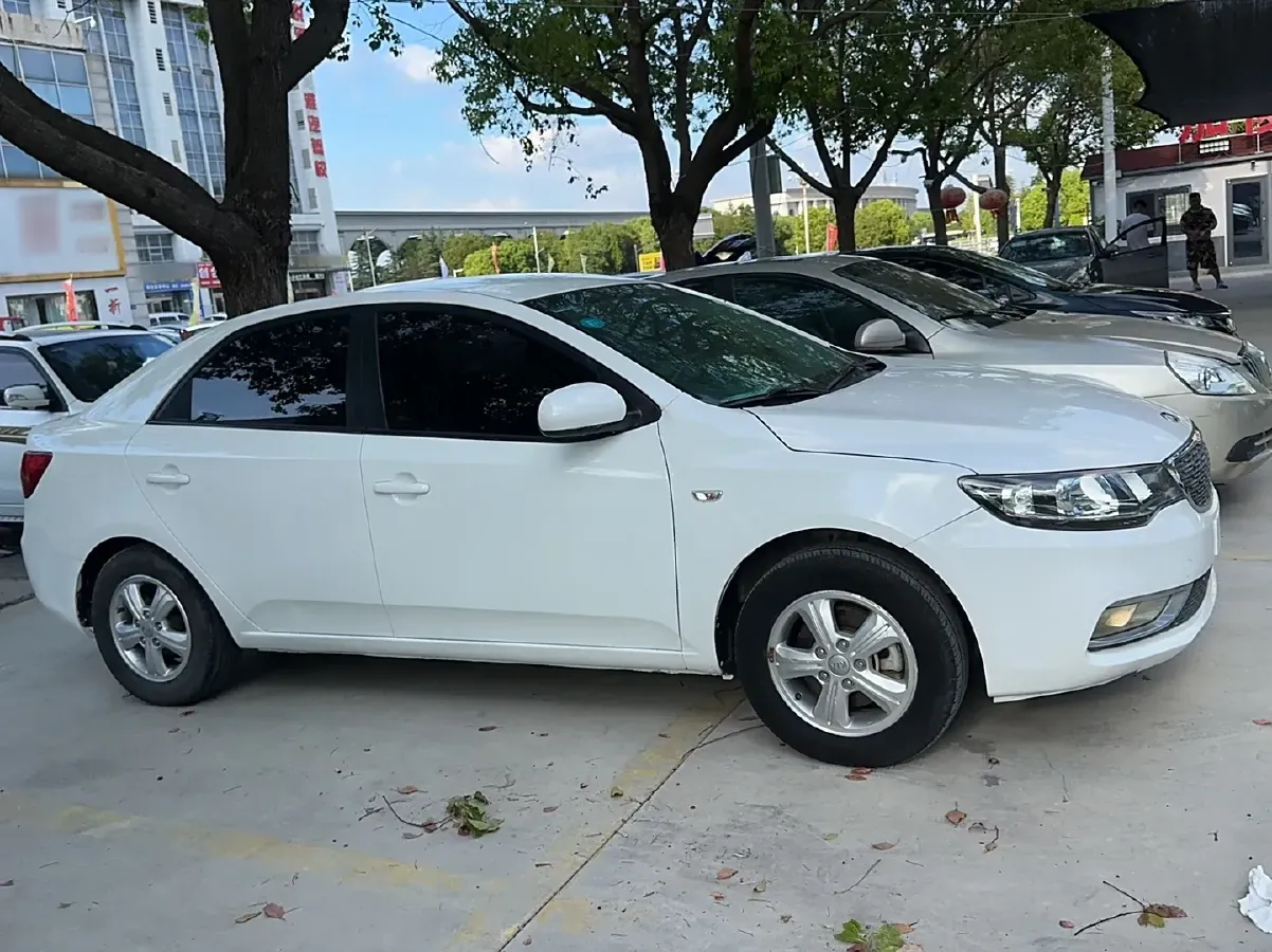2014 Kia Forte 1.6L 123HP L4 5MT,autocango,china used car exporter,china ev exporter,chinese used car exporter,chinese used ev exporter
