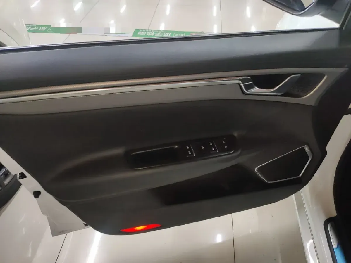 2018 Geely Emgrand GL 1.4T 133HP L4 6DCT,autocango,china used car exporter,china ev exporter,chinese used car exporter,chinese used ev exporter