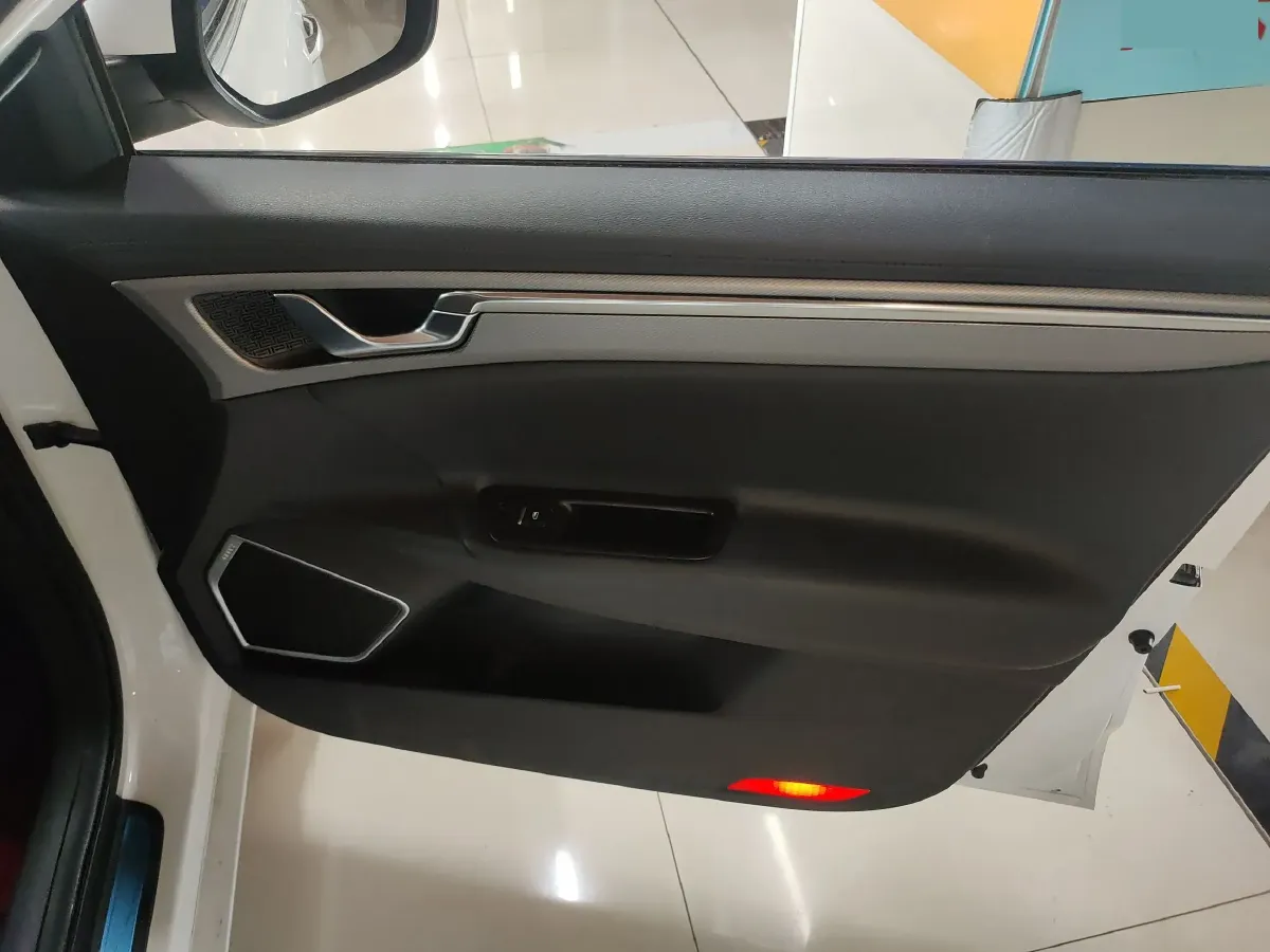 2018 Geely Emgrand GL 1.4T 133HP L4 6DCT,autocango,china used car exporter,china ev exporter,chinese used car exporter,chinese used ev exporter